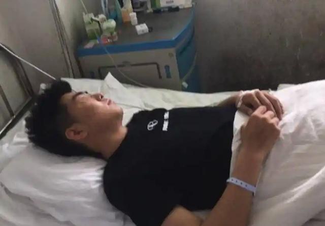 20岁男子胰腺炎逝世
，大夫叹息：把3样当饭吃，胰腺再好也扛不住
