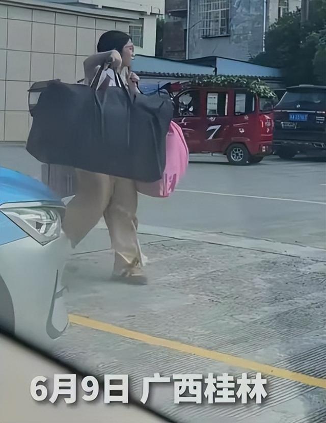 将来可期！广西女生高考完独自挑行李回家后续：获公正
易近


日报点赞
