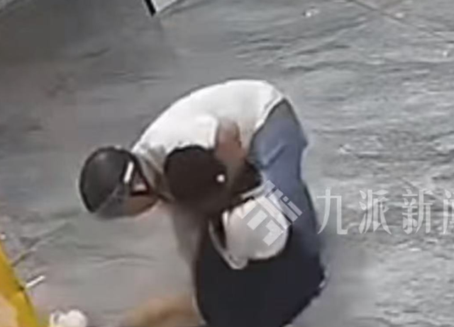 女孩凌晨等电梯，被外子
猥亵后续，外子
被抓，警方通报，妇联参与