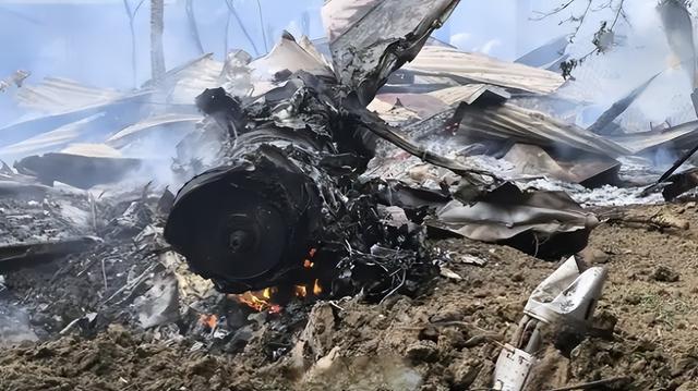 好消息：中国防空导弹再次击落战机！坏消息：被击落的是中国战机