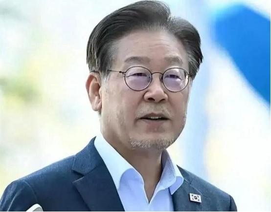 194票赞成！韩投票效果出来了，尹锡悦或被送进年夜

牢？朴槿惠掉
声