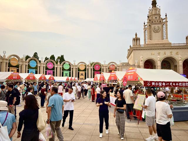 北京国际美食荟本日拉开帷幕！在北展能“逛吃”全中国