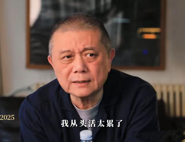66岁王朔自曝疾病缠身，晚年和猫一路
生活，女儿担忧
他逝世
家里