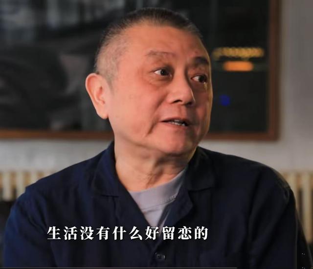 66岁王朔自曝疾病缠身，晚年和猫一路
生活，女儿担忧
他逝世
家里