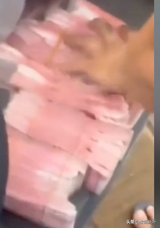 突发！深圳河流惊现大年夜

批
现金，路人捡走几十万，警方参与原因曝光