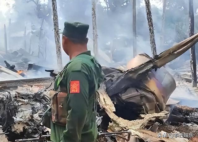 中国武器
“神话”幻灭？枭龙战机被击落，美媒：导弹是中国生产的