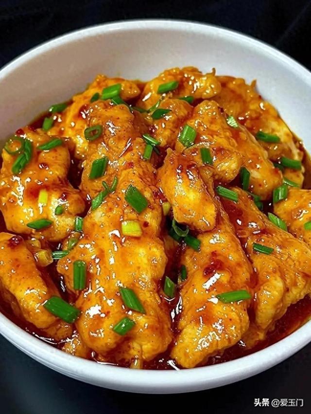 酱喷鼻
风味家常菜，6种做法，喷鼻
嫩可口
，酱喷鼻
浓厚，酱汁拌饭都过瘾