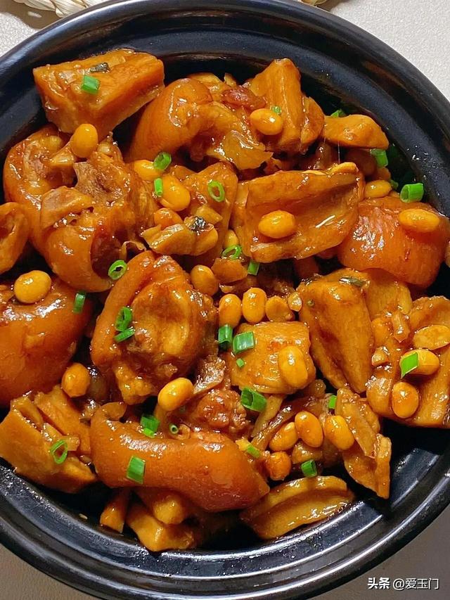 酱喷鼻
风味家常菜，6种做法，喷鼻
嫩可口
，酱喷鼻
浓厚，酱汁拌饭都过瘾