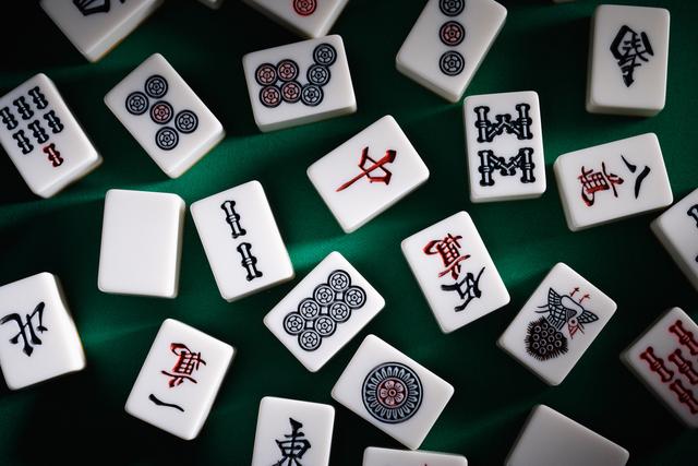 脑梗逝世
的人越来越多？大夫劝告

：天热宁肯打麻将，也别做6件事