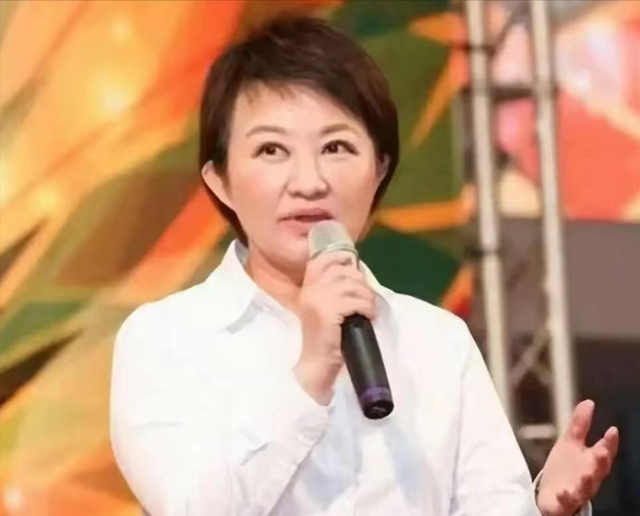 国平易近
党主席改选，朱立伦蝉联无望，卢秀燕错失良机，韩国瑜成黑马