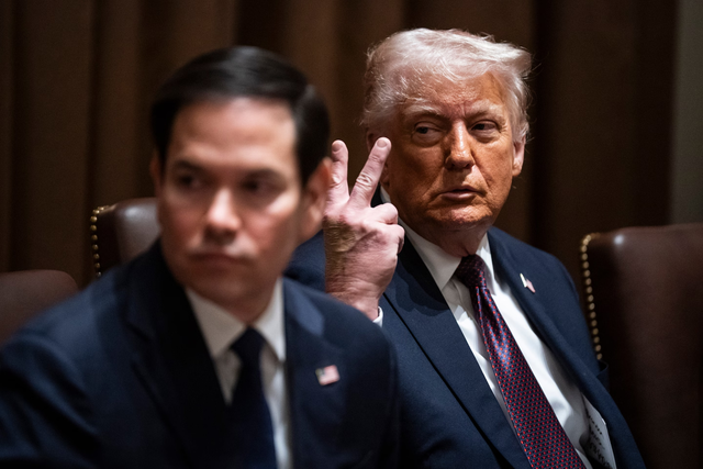 突发！特朗普当局思量一口气拉黑36国入境美国！名单曝光