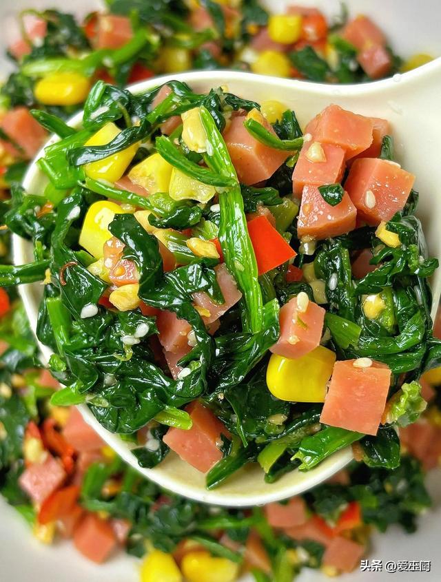 临近夏至，别忘要“补夏”，“1肉、2果、3菜”记得吃，顺应
时节