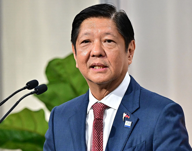 外国投资大年夜

跌，31国叫阵中国，美菲联军7次出动，我战区列阵

南海