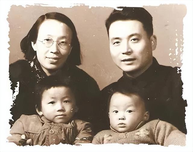 一夜之间伊朗顶尖核科学家被斩首，如今才知，中国昔时
做的多精确