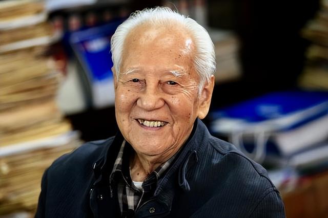 一夜之间伊朗顶尖核科学家被斩首，如今才知，中国昔时
做的多精确