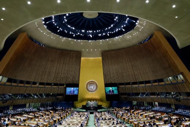 特朗普不装了！美威逼
各国

不许参加联年夜
会议，团结国搬家需加速