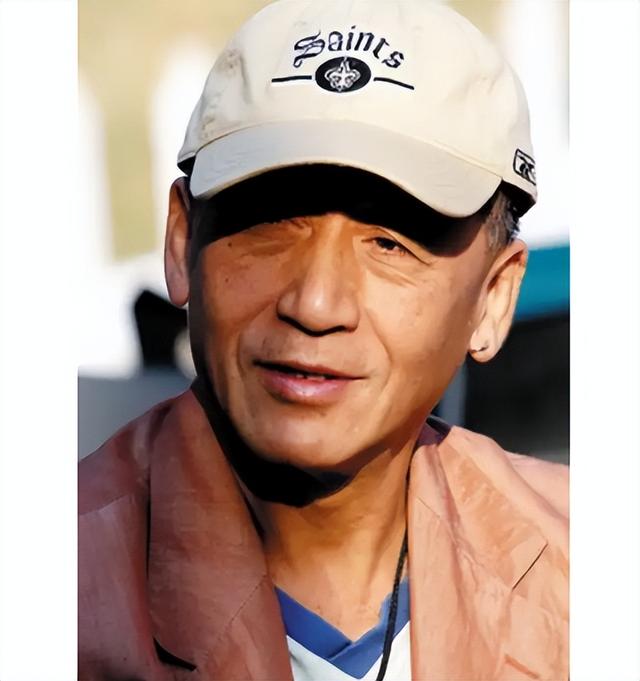 陈彼得离世，原因
太惋惜，他的爱人发文，短短三个字把大家看哭了