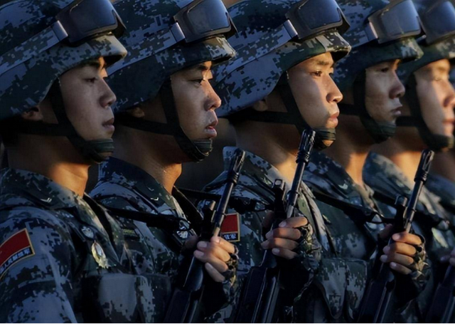 不光有中印和台海！中国可能面临“三线作战”的险境