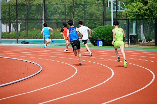 四川！请严惩教诲界“蛀虫”，还考场
青天白日，给社会个公道平易近
气