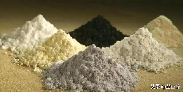 特朗普得到稀土后，对华关税不降了，中方对美国，只提了一个请求

