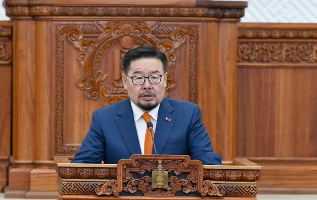 蒙古国换帅第一件事：找中国谈边境！把中蒙边境遗留题目都处理惩罚好