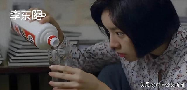 茅台崩了！一个期间结束
了