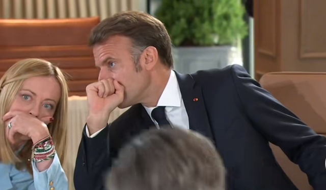 G7峰会上！马克龙和梅洛尼热聊照火了！梅洛尼眼睛睁得老大