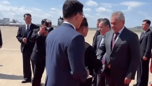 金正恩手一挥，再给俄6000兵，接下来普京的利用，整个欧洲要看懵