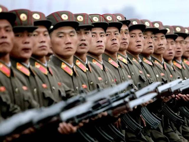 金正恩手一挥，再给俄6000兵，接下来普京的利用，整个欧洲要看懵