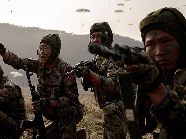 金正恩手一挥，再给俄6000兵，接下来普京的利用，整个欧洲要看懵