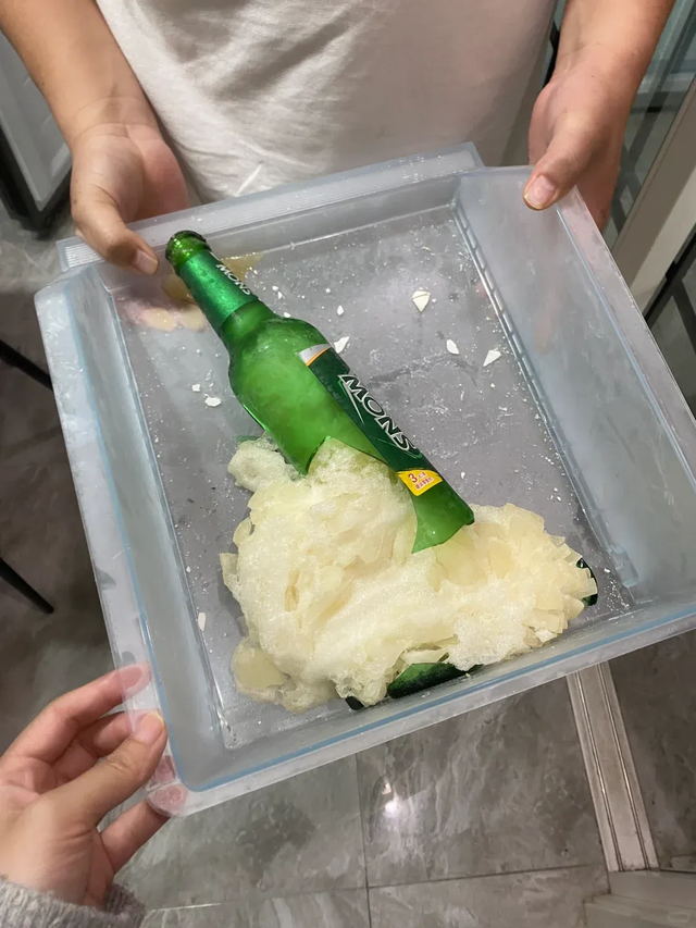 这 4 种东西
放冰箱，堪比炸弹！大家确定
要留意啊啊啊