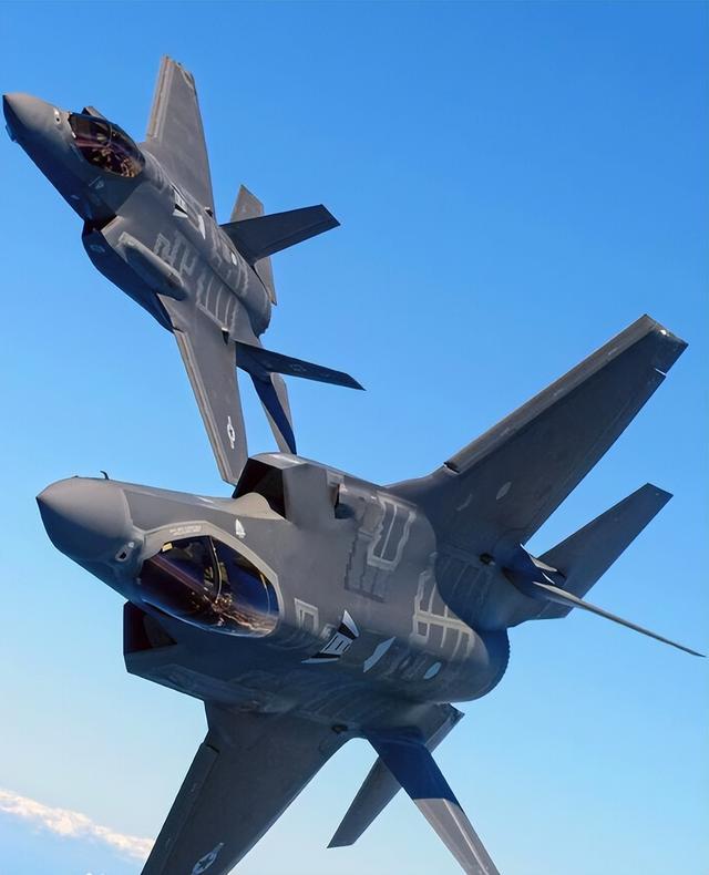 以军战机打穿伊朗防空，打出一不测结果：中国兵器
在中东又火了？