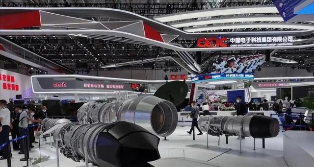 以军战机打穿伊朗防空，打出了意外效果，中国歼35又火了