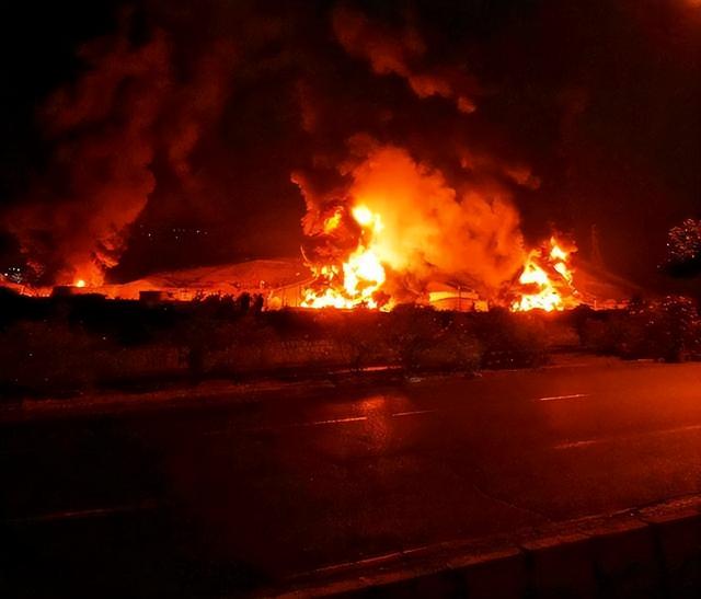 以军战机打穿伊朗防空，打出了意外效果，中国歼35又火了