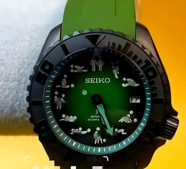 越扒越多！曾毅手表事件连续发酵，黑历史被一件件扒，网友炸锅！