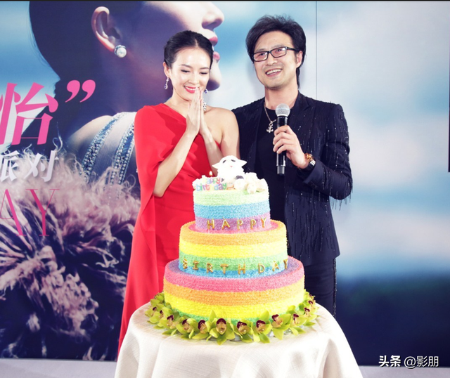 汪峰蛋糕无人机给宁静庆生！牵手看流星，撕碎章子怡最后的体面