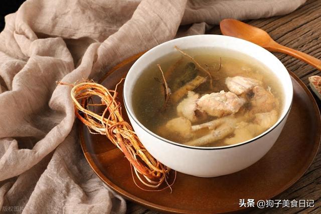 夏至前后喝汤会养人，多煮给家人喝，清热祛湿健脾胃，别忘了