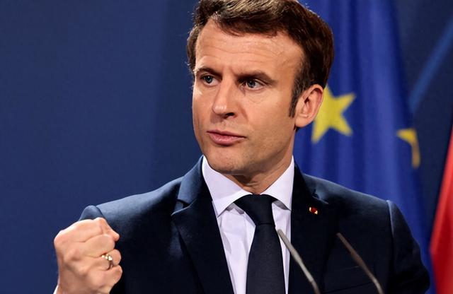 突发！特朗普废弃
G7集会紧急返美，请求
在德黑兰的全部人全都跑