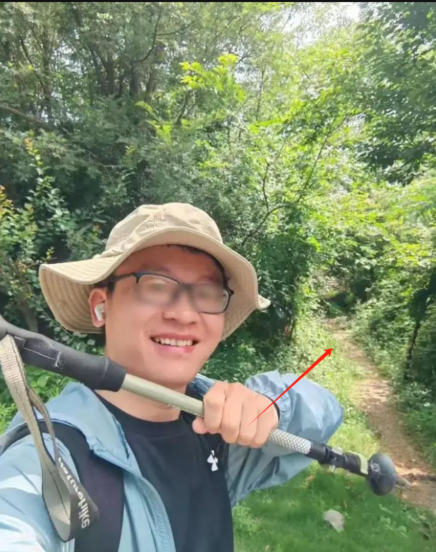 龙泉山掉
联外子
已找到！被曝逝世
状惨烈，最后画面曝光，逝世
因很蹊跷