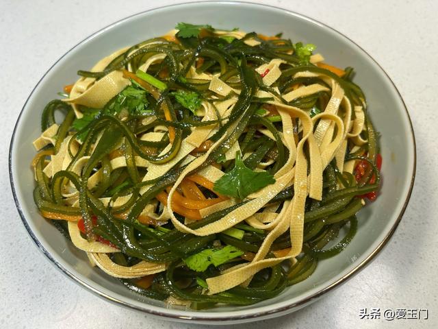 “夏补钾，体不乏”，炎天多吃这5道高钾菜，腿脚有劲，精力足！