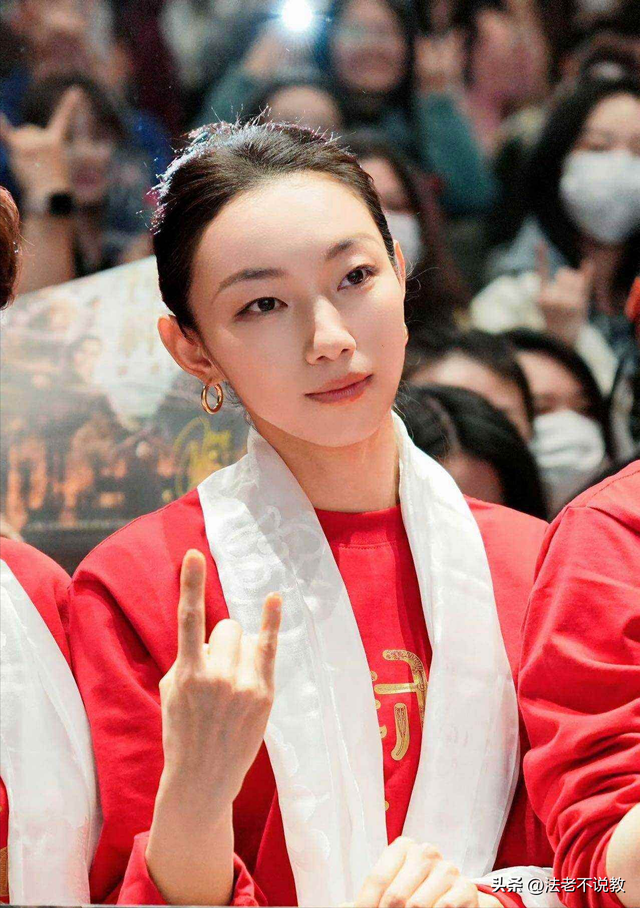 那尔那茜变乱一连发酵，一张饭局合影被挖出来，从中可以看出端倪
