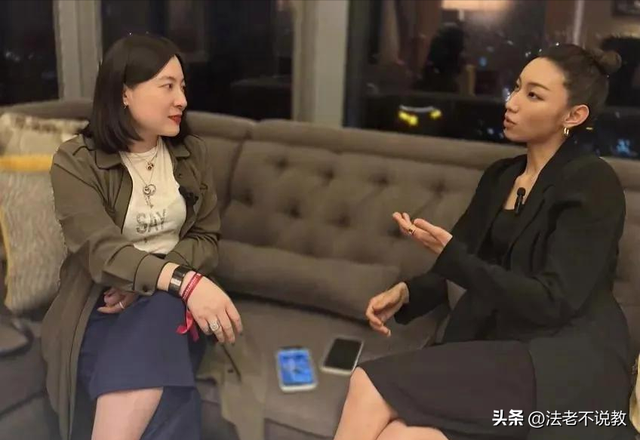 那尔那茜变乱一连发酵，一张饭局合影被挖出来，从中可以看出端倪
