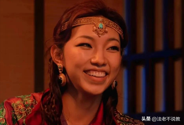 那尔那茜变乱一连发酵，一张饭局合影被挖出来，从中可以看出端倪
