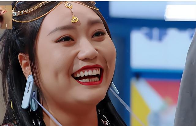 宋丹丹的“直觉”真没错！如今才发现，本来
李雪琴的面相早就变了