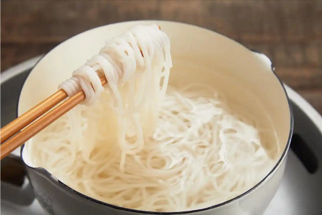 医生告诫：一旦确诊脂肪肝，这6种食物
必须
戒失落
，避免肝脏再受损