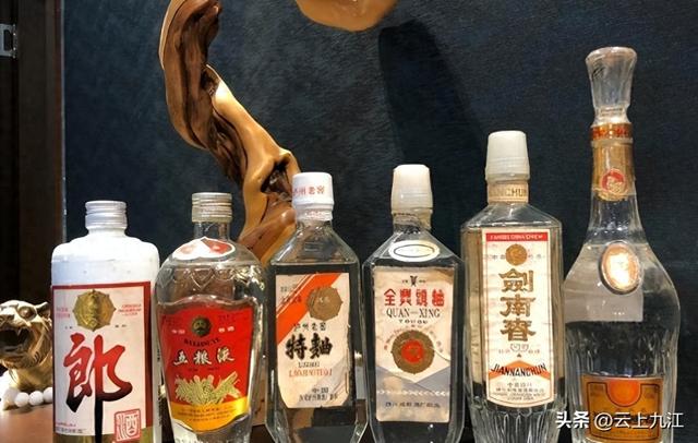 别看五粮液有名，四川人宴客却很少喝，反而更喜欢这5款小众酒