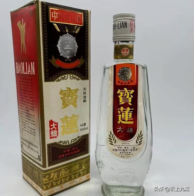 别看五粮液有名，四川人宴客却很少喝，反而更喜欢这5款小众酒