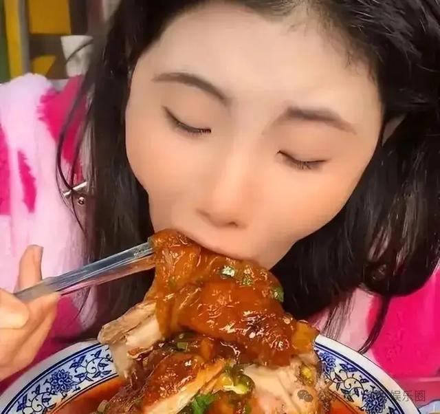 “女吃播三巨头”近况:脸像骷髅，摘除味觉神经，有人已立好遗嘱

