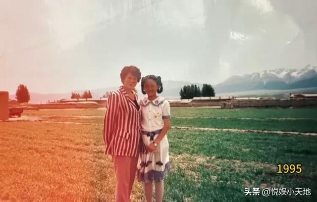 丛林北表态了！删光与汪峰有关视频，晒多张童年照，她妈妈超等美