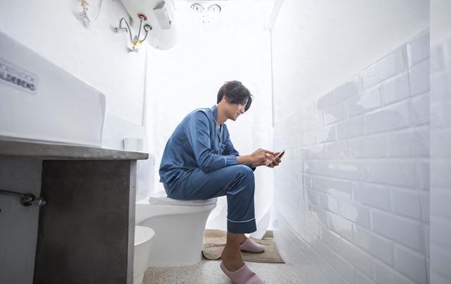 半月凌驾9次！57岁男子确诊前列腺癌，老伴崩溃：不听劝，该死
